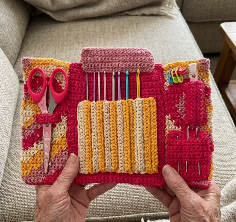 Complimentary Intermediate crochet pattern: Crochet Hook Case Pattern - Simple to follow guide
