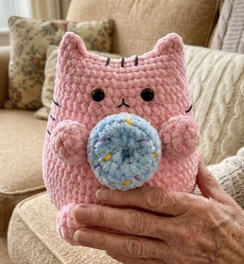 Quality crochet pattern: Cute Cat Amigurumi Pattern - Beginner Friendly level guide with complete instructions