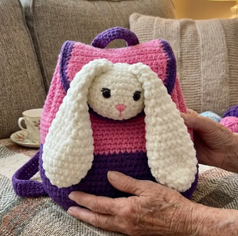 Complimentary Intermediate crochet pattern: Plush Backpack Bunny Amigurumi Pattern - Simple to follow guide