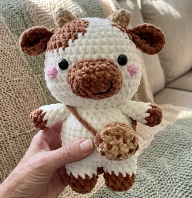 Complimentary Intermediate crochet pattern: Chubby Milky Cow Amigurumi Pattern - Simple to follow guide