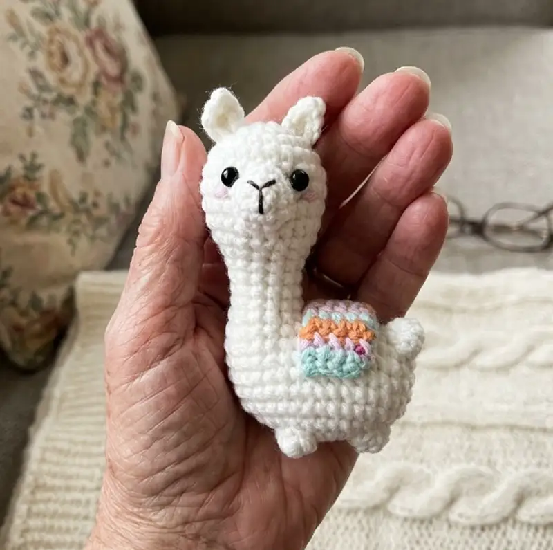 Complimentary Intermediate crochet pattern: Llama No Sew Amigurumi Pattern - Simple to follow guide