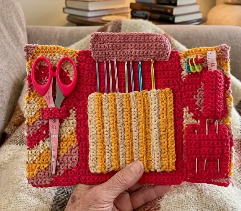 Complimentary Intermediate crochet pattern: Crochet Hook Case Pattern - Simple to follow guide