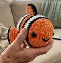 Nemo The Clown Fish Amigurumi Pattern step 1 - construction progress