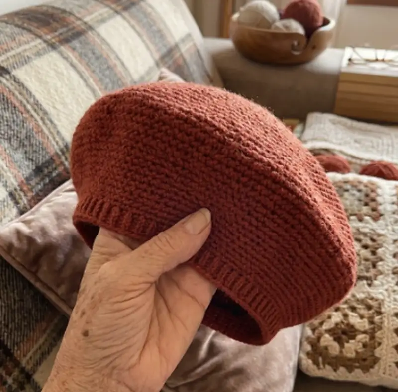 Complimentary Beginner Friendly crochet pattern: Cinnamon Beret Pattern - Simple to follow guide