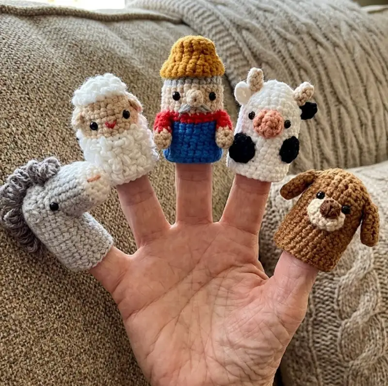 Complimentary Beginner Friendly crochet pattern: Farm Finger Puppet Amigurumi Pattern - Simple to follow guide