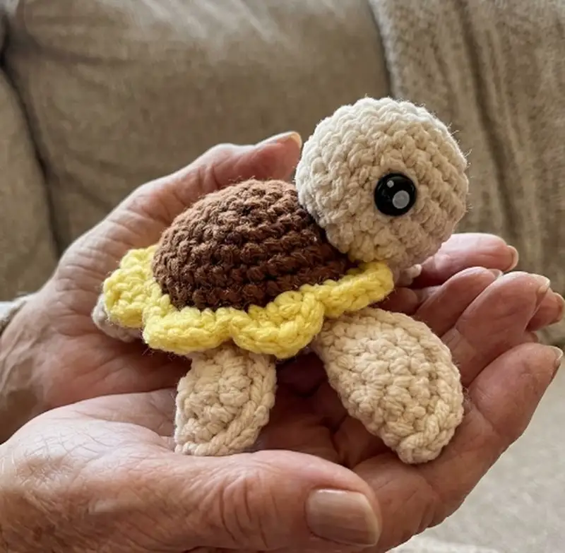 Complimentary Intermediate crochet pattern: Mini Sunflower Turtle Amigurumi Pattern - Simple to follow guide