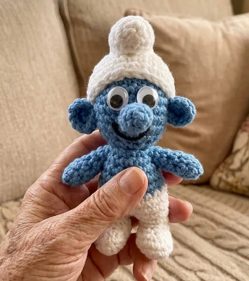 Complimentary Intermediate crochet pattern: Smurf Amigurumi Pattern - Simple to follow guide