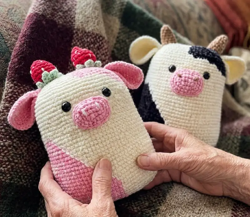 Complimentary Intermediate crochet pattern: Cow Squishmallow Plushie Amigurumi Pattern - Simple to follow guide