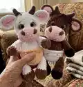 Baby Cow and Baby Bull Amigurumi Pattern step 4 - final assembly and finishing