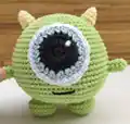 Mike Wazowski Amigurumi Pattern step 2 - assembly progress