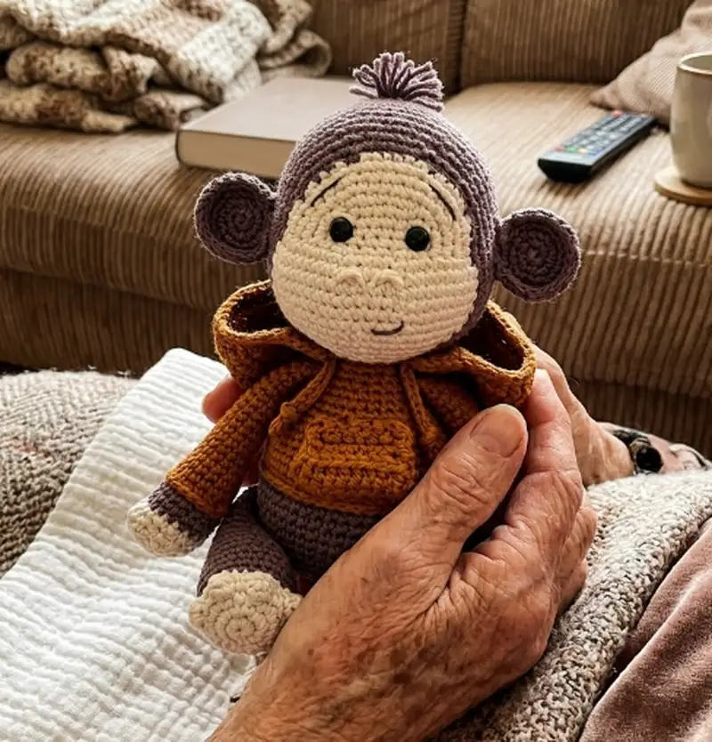 Quality crochet pattern: Joe Amigurumi Pattern - Intermediate level guide with complete instructions