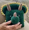 Pillow- Dino Amigurumi Pattern step 4 - final assembly and finishing