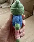 Minimal Frog Amigurumi Pattern step 3 - details and accessories