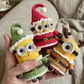 Christmas Minion Amigurumi Pattern step 1 - construction progress