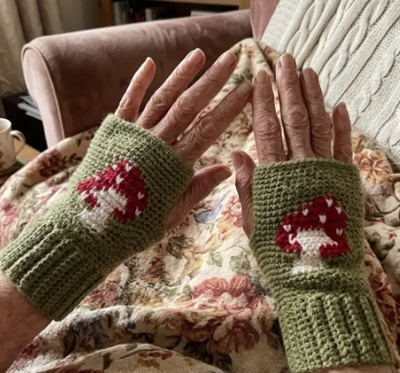 Complimentary Intermediate crochet pattern: Mushroom Hand Warmers Pattern - Simple to follow guide