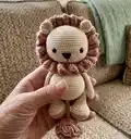 Ollie The Lion Amigurumi Pattern step 1 - construction progress