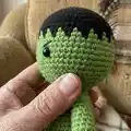 Hulk Amigurumi Pattern step 3 - details and accessories