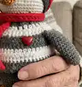 Crochet beret Pattern step 3 - details and accessories