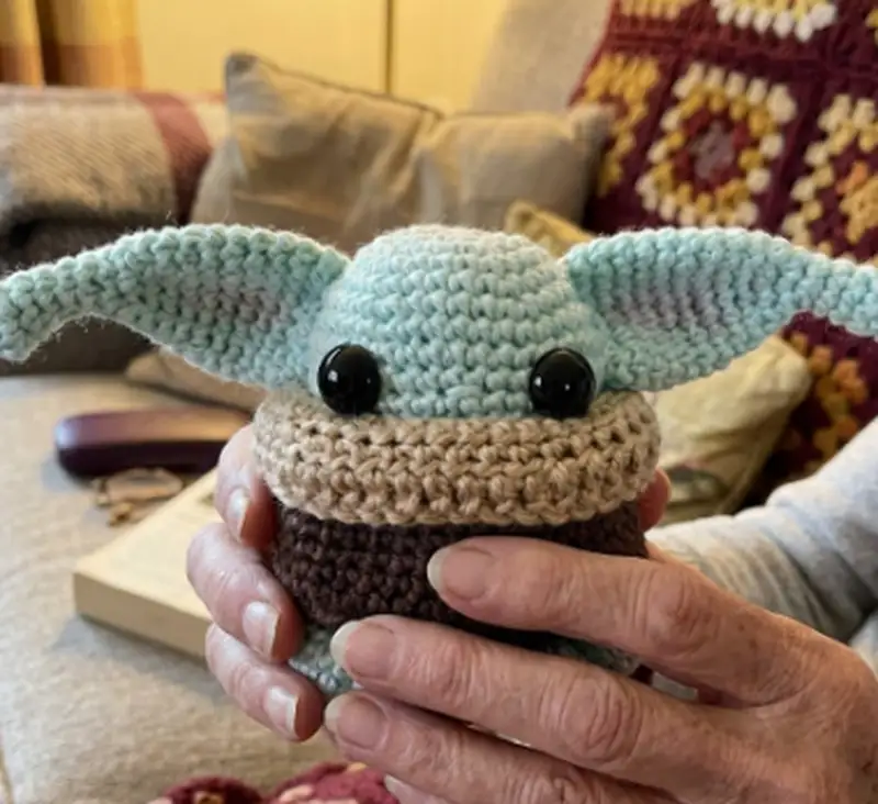 Complimentary Intermediate crochet pattern: Baby Alien Amigurumi Pattern - Simple to follow guide
