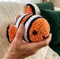 Nemo The Clown Fish Amigurumi Pattern step 4 - final assembly and finishing