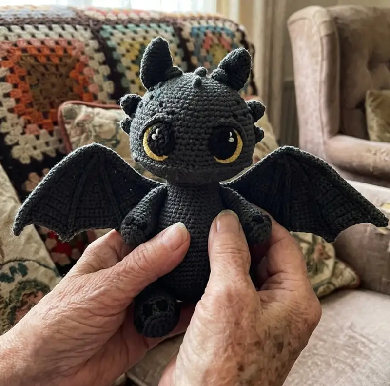 Complimentary Advanced crochet pattern: Dragon Toothless Amigurumi Pattern - Simple to follow guide