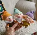 Seven Dwarfs Amigurumi Pattern step 4 - final assembly and finishing