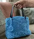 Ginanita Bag Amigurumi Pattern step 4 - final assembly and finishing