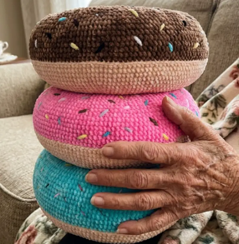 Complimentary Intermediate crochet pattern: Crochet Donut Pillow Pattern - Simple to follow guide