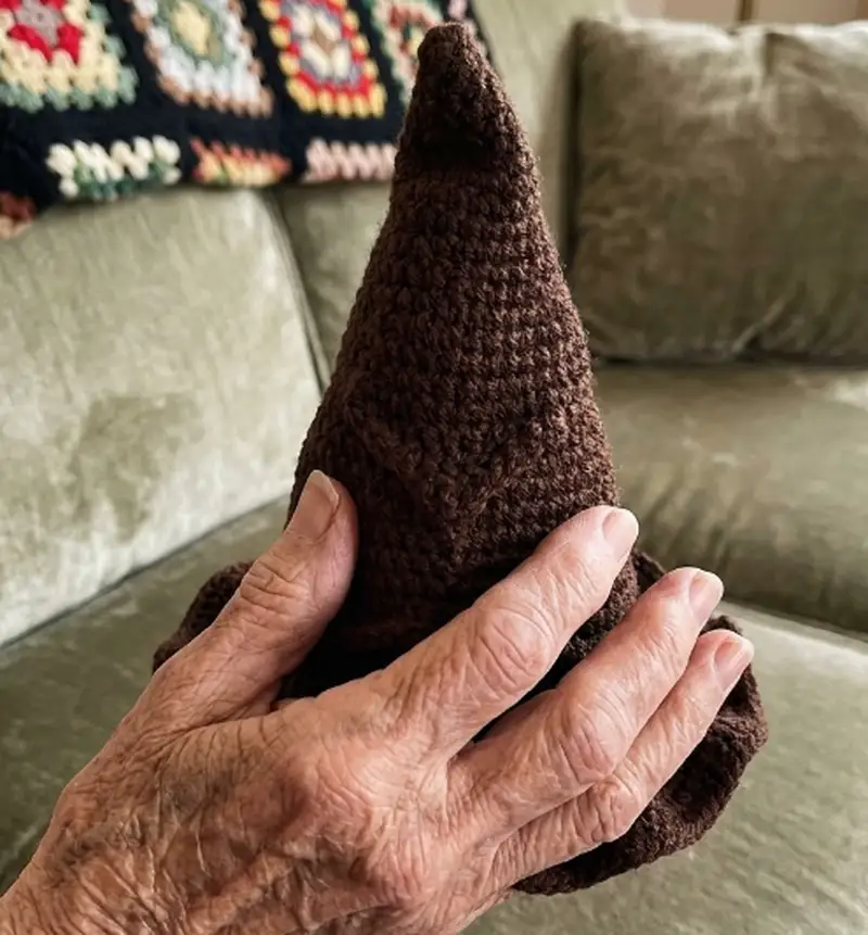 Complimentary Intermediate crochet pattern: Sorting Hat Pattern - Simple to follow guide