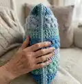 Snowberry cushion cover Pattern step 3 - details and accessories
