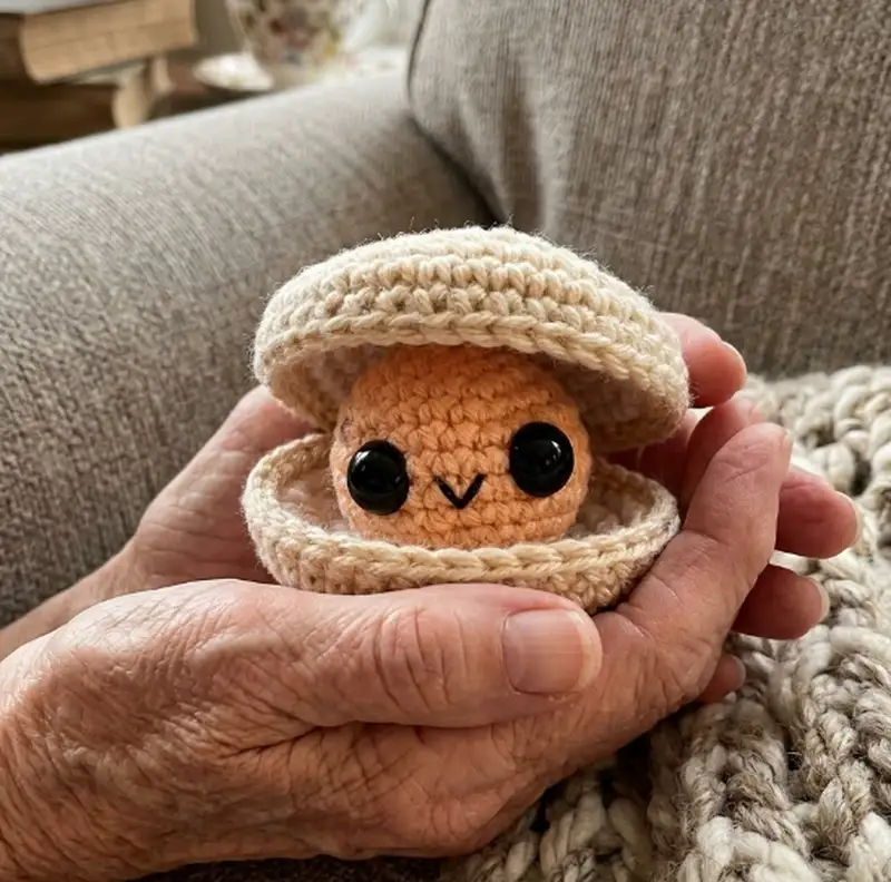 Complimentary Beginner Friendly crochet pattern: Cleo the Clam Amigurumi Pattern - Simple to follow guide