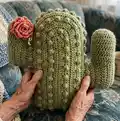 Crochet Cactus Pillow Pattern step 1 - construction progress