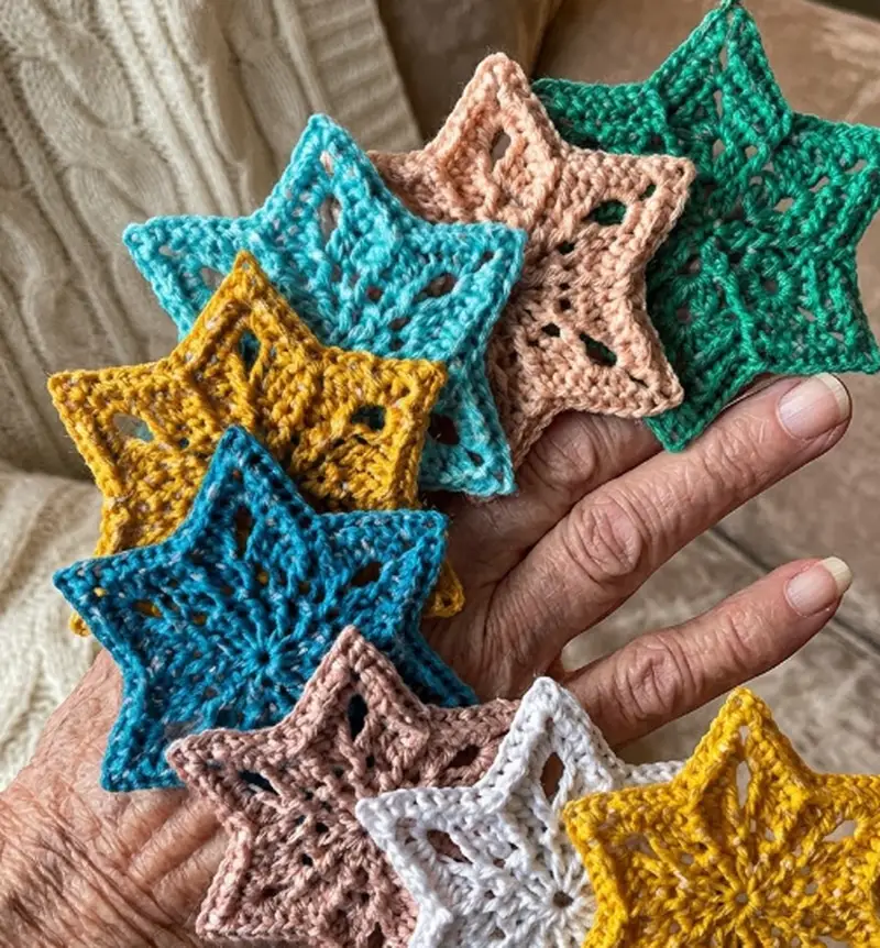 Quality crochet pattern: Sun Star Snowflake Pattern - Intermediate level guide with complete instructions