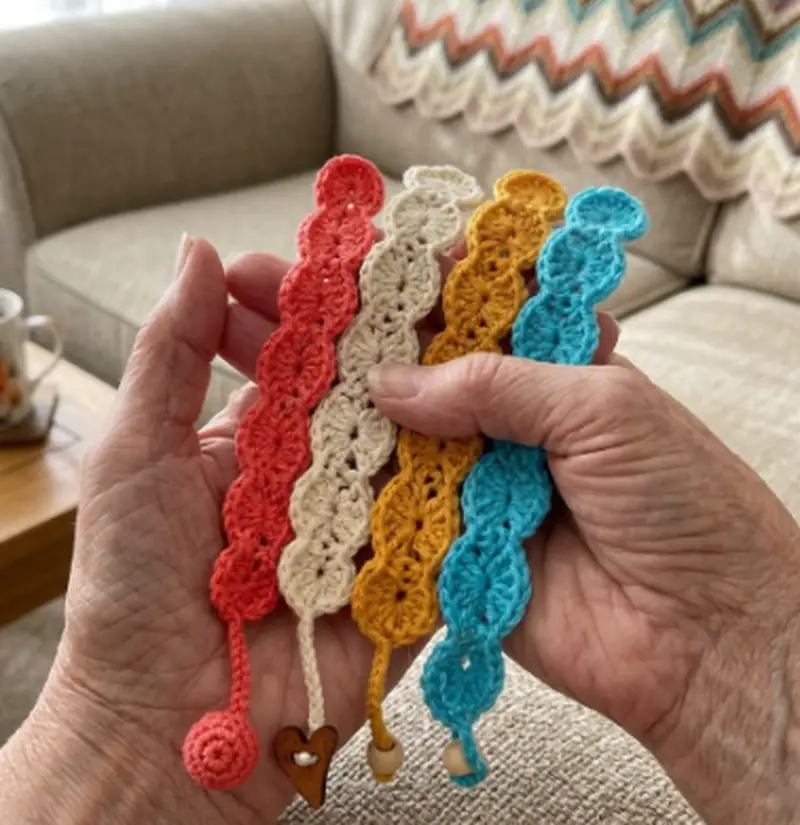 Complimentary Beginner Friendly crochet pattern: Very Shelley Bookmark Pattern - Simple to follow guide