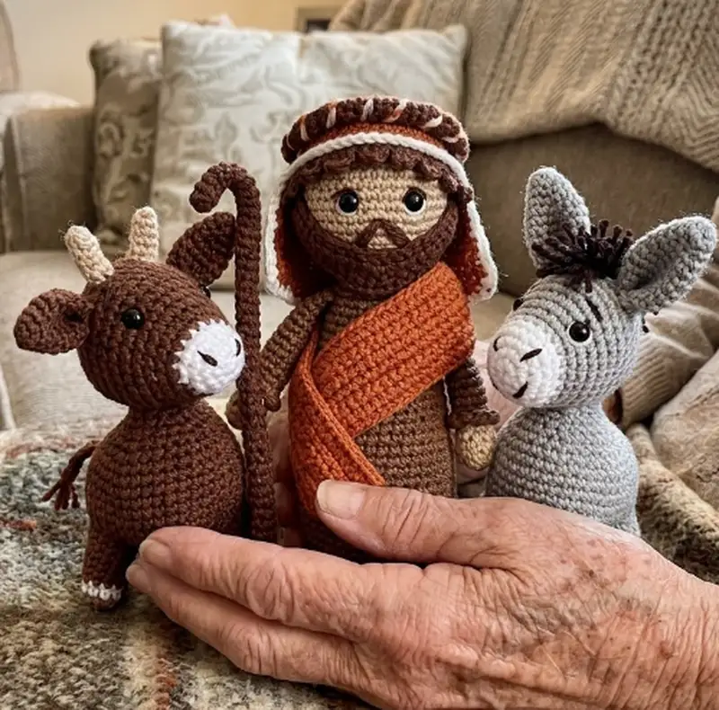 Quality crochet pattern: Shepherd, Bull and Donkey Amigurumi Pattern - Intermediate level guide with complete instructions