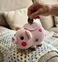 Piggy Bank Amigurumi Pattern step 4 - final assembly and finishing