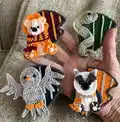 Houses of Wizardry Crochet Pattern step 4 - final assembly and finishing