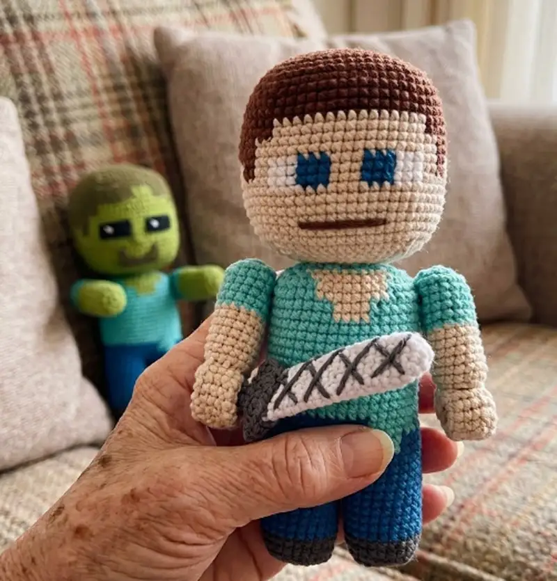 Quality crochet pattern: Steve & Zombie Amigurumi Pattern - Intermediate level guide with complete instructions
